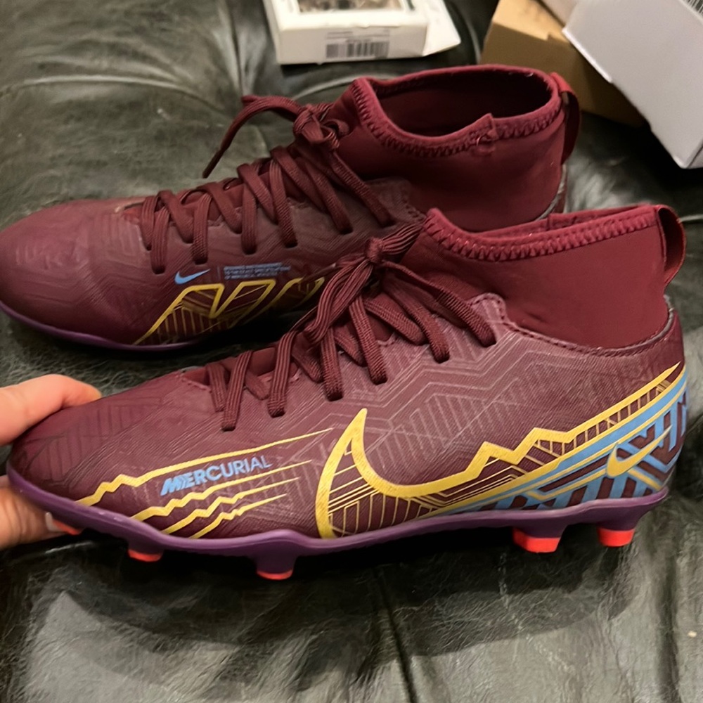 Nike Mercurial Zoom Superfly 9 Academy KM FG Soccer Cleats